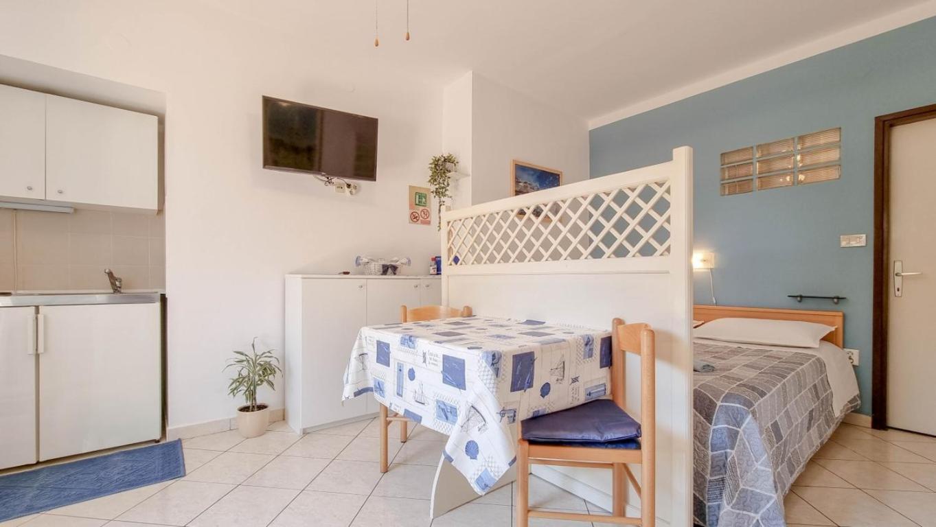 דירות Novigrad Istria Alma One מראה חיצוני תמונה